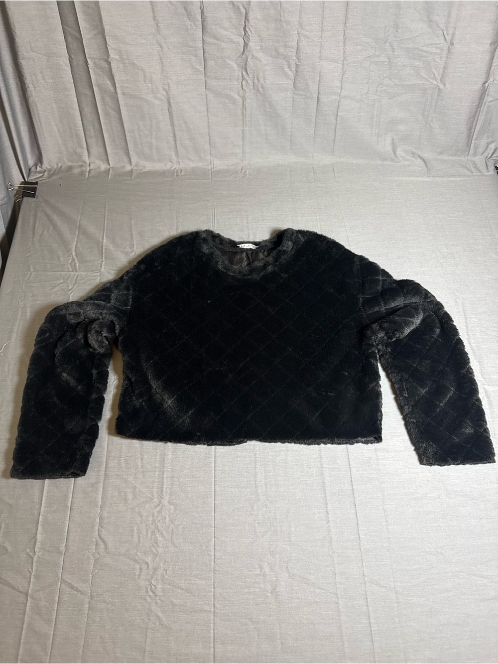 Black Faux Fur Cropped Jacket - Women
